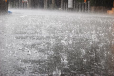 関東梅雨入り☔　雨の日の運転で気を付けるべきこと！